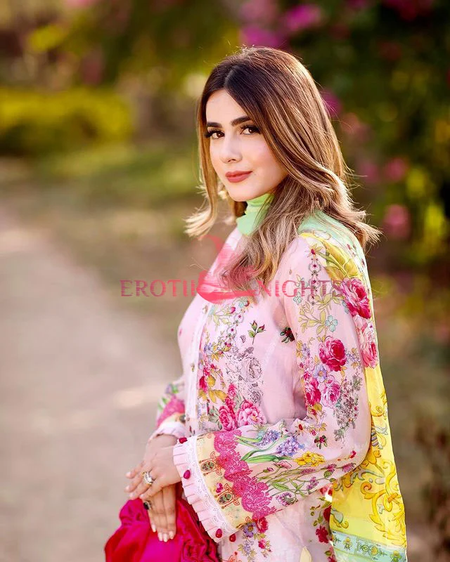Escort service in South Extension Escorts Delhi
