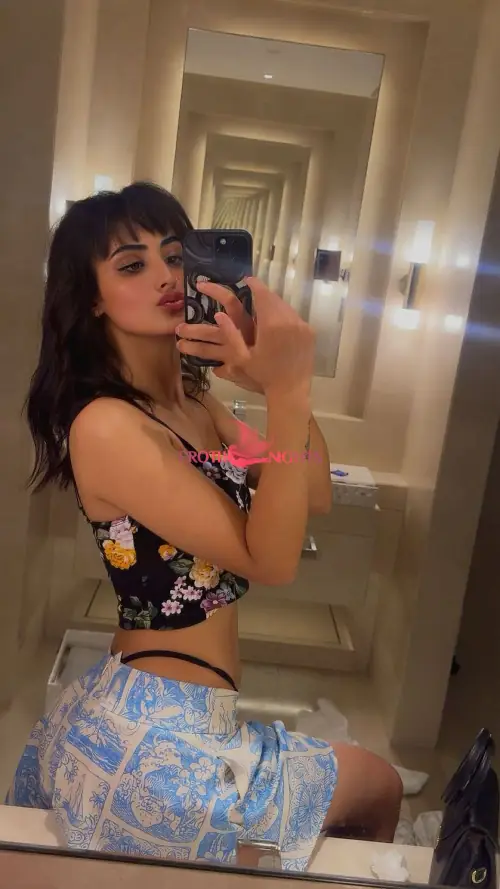 Fatin Afghani escort in Malviya Nagar, Delhi (4)